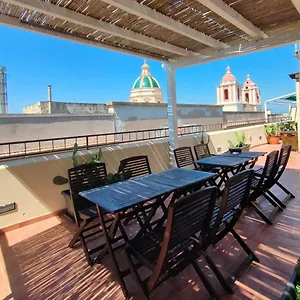 4* Hotel apartamentowy Palazzo Dei Corsari
